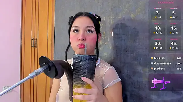 Freechat mia_celezte on StripChat