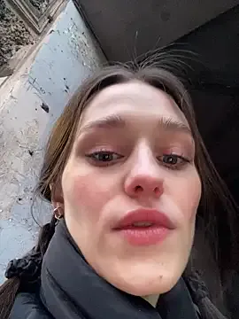 Offline Mia_Mia_M on StripChat