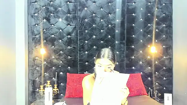 MiaWolton model from sc