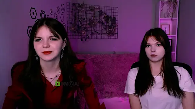 Offline mikameovv on StripChat