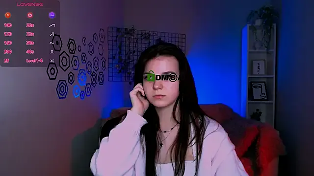 Offline mikameovv on StripChat