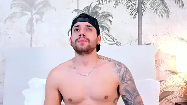 Offline Mike_montoya01 on StripChat
