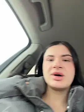 Freechat MiraReach on StripChat