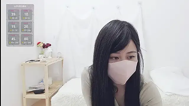 Offline Moj005jp_xo98 on StripChat