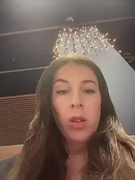 MommmyYummy on StripChat