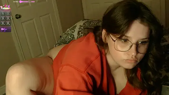 Offline MrsJess on StripChat