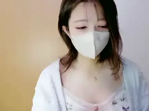 Offline Nachu_72 on StripChat