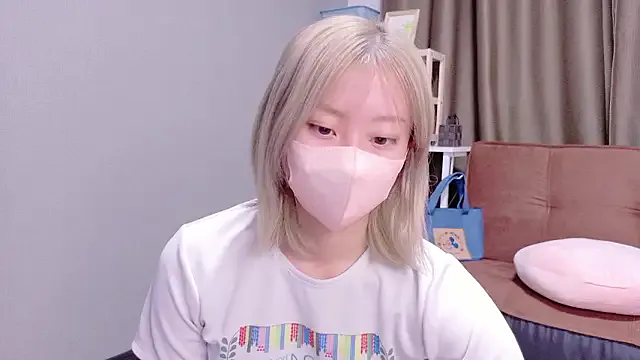 Offline Nana__ch on StripChat