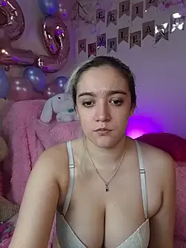 Offline NaomiShimizu on StripChat