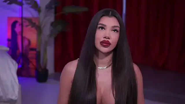 Offline NatyDesiree on StripChat