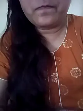 Offline naughtymadam on StripChat