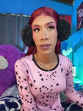 Freechat Naugth_channel_ts on StripChat