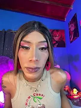 Freechat Naugth_channel_ts on StripChat