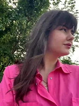 Offline NikaMur on StripChat