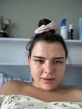 Offline NikaMur on StripChat