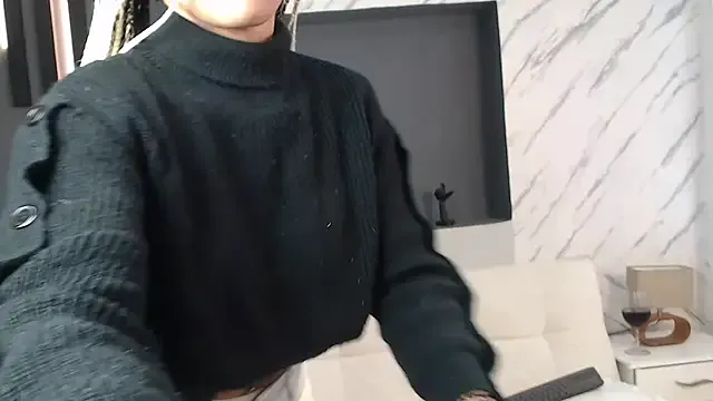 Offline nilastorm on StripChat