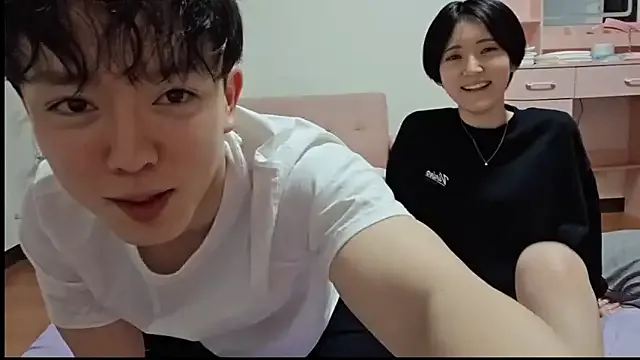 Offline NORA_NEKO_2_2 on StripChat