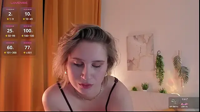 Freechat odelynbrower on StripChat