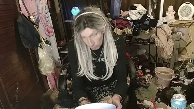 Freechat Ombeline1 on StripChat