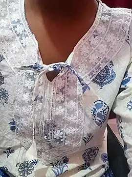 Group pari_rani7 on StripChat