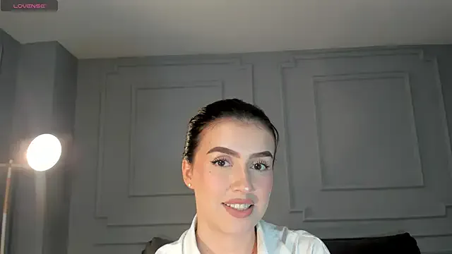 Offline PaulinaSantos_ on StripChat