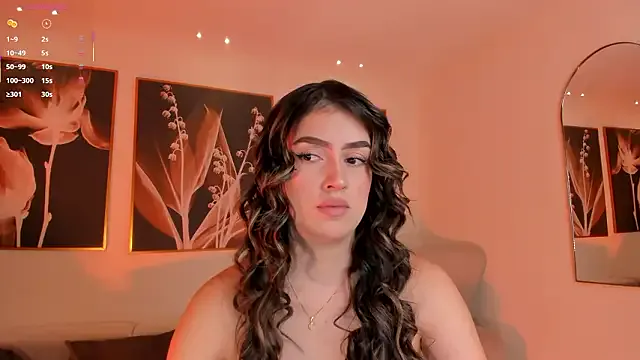 Offline PaulinaSantos_ on StripChat