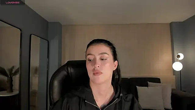 Offline PaulinaSantos_ on StripChat