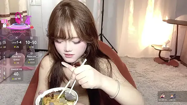 Offline potato-188 on StripChat