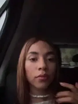 Offline pretty_pettite on StripChat