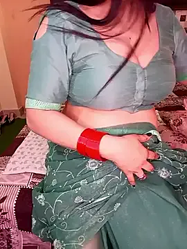 Freechat PRIYA_22 on StripChat