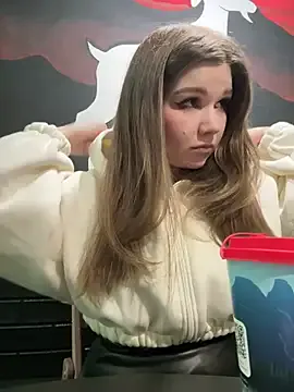 Offline PumaShyXD on StripChat