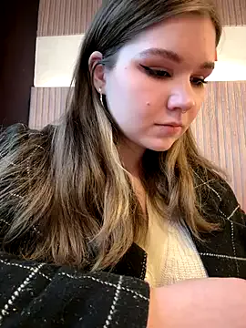 Offline PumaShyXD on StripChat