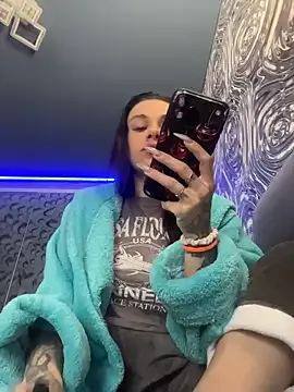 Offline Queen_of_pain on StripChat