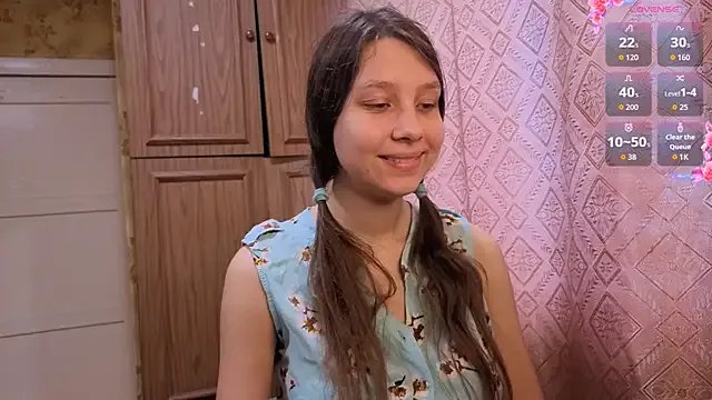 Freechat QutieDaSweet on StripChat