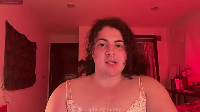 Freechat RaspberryTommyFTM on StripChat