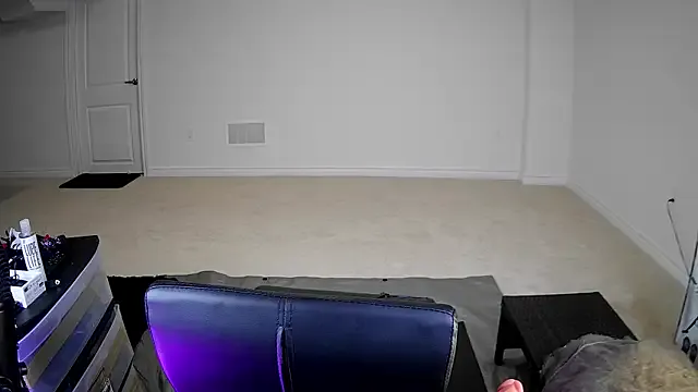 Offline Ravishing_Roma on StripChat