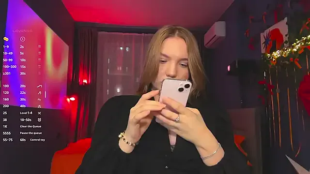 RebeccaEglitis on StripChat