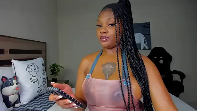 Renee-18 on StripChat