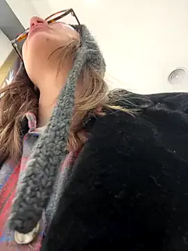 Offline RinaCat on StripChat