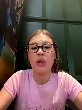 Offline RinaCat on StripChat