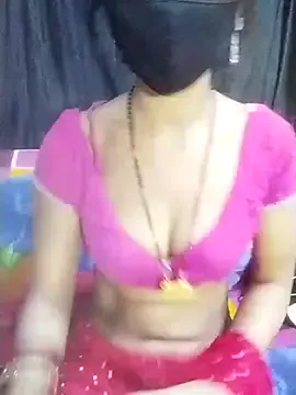 Offline Roshni_09 on StripChat