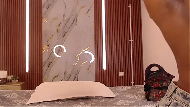 Offline rosselyn_ on StripChat