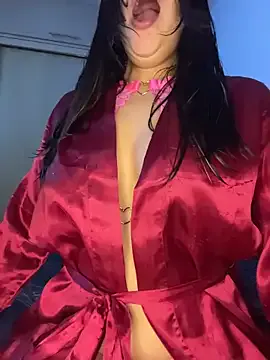 Samantafoxx_ on StripChat