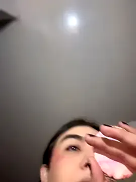 Freechat saracaball_ on StripChat