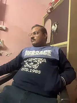 Offline Saxymood1111 on StripChat