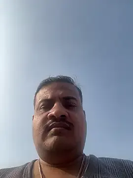 Offline Saxymood1111 on StripChat