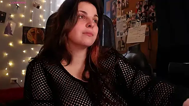 Offline Saya_sweet on StripChat