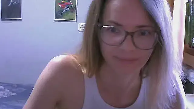 Offline SEA_Dream on StripChat