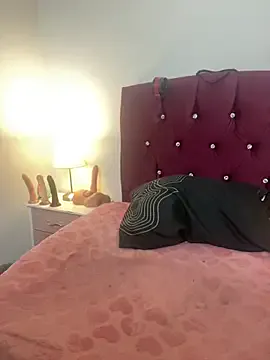 Offline shara_ on StripChat