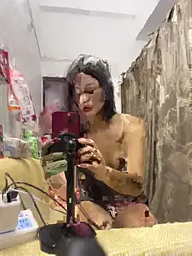 Offline sharony_x on StripChat